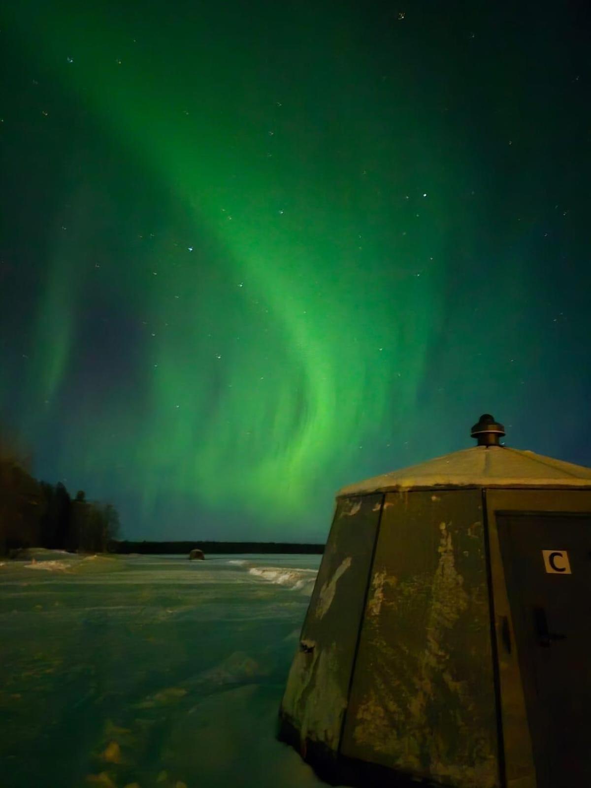 Vikajaervi Lake View Experience Igloos Rovaniemi Kültér fotó