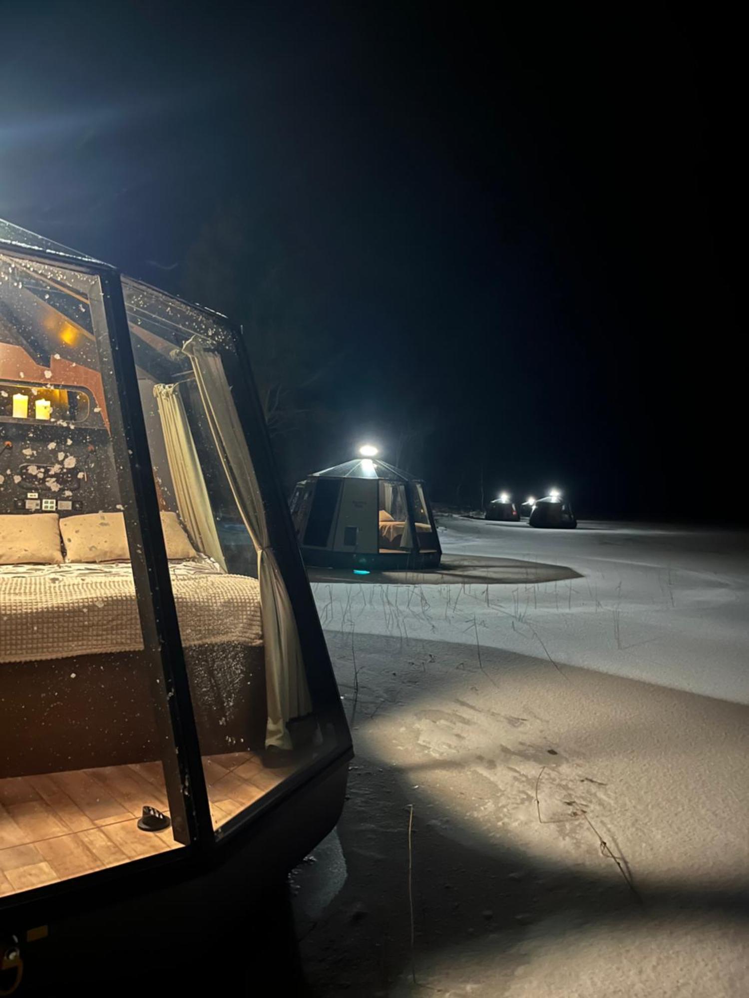 Vikajaervi Lake View Experience Igloos Rovaniemi Kültér fotó